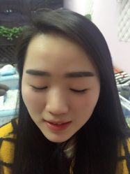 -Yolee雅妮容颜定制美睫·美甲