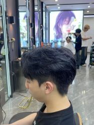 -藤野造型烫染·漂发