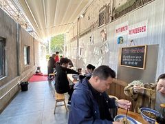 -沪西老弄堂面馆(定西路店)