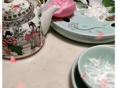 -韵秋荷(宝山龙湖天街店)