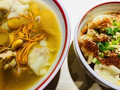 竹荪鸡汤鲜虾蟹籽抄手-八二小区抄手(龙湖上城天街店)