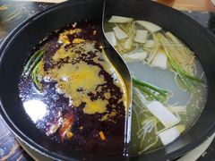 -重庆故事姊妹老火锅(财经学院店)