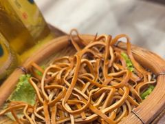 -热火朝天鲜切牛肉火锅(南强街巷店)