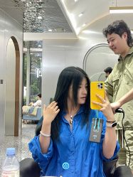 -Tloml salon