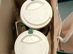 -星巴克臻选(郑州中原万达店)