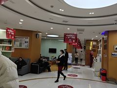 -雅悦齿科(顾村公园店)