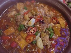 -海盗船. 龙虾烧烤. 酒馆