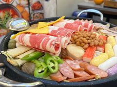 -豚妈妈汤饭·部队锅(南京东路店)