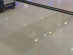 -冰纷万象滑冰场(赣州华润万象城店)