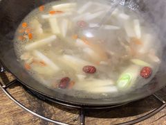 -美膳居川菜馆油焖大虾烧烤(卓刀泉店)