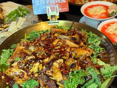 -何师烧烤Pro ·江湖川菜·小龙虾·精酿(太古里旗舰店)