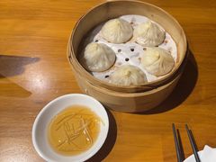招牌原味小笼包-乐忻皇朝(上海中心大厦店)