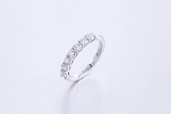 -威德钻石-克拉钻大本营(南京东路店)