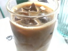 -边渡咖啡烘焙店(昙华林店)