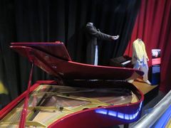 -摇滚乐名人堂博物馆