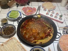 -旧街市鲜货老火锅(大光路店)