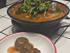 -肥汁米蘭香港米线(长宁来福士店)