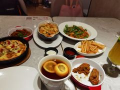 -必胜客(环球店)