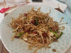 -红樱桃·欢乐餐厅(太原里店)