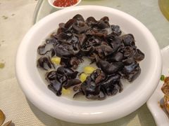 鸡汤木耳浸白果-新享乐海鲜(翠华路店)