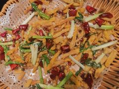 -张大师鸭爪爪特色干锅(南湖店)