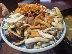 -菌之家·专业纯野生菌火锅·特色炒菌