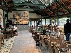 -喜洲吧·江畔老船厂·庭院餐厅(喜临院店)