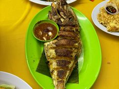 -明记烧鱼美味店