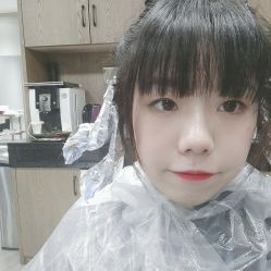 -苑苑发型设计