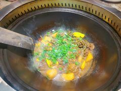 -锅老头海鲜铁锅炖