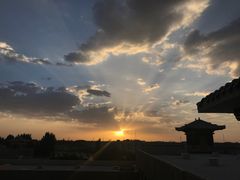 -敦煌山庄摘星阁