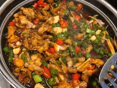 青椒紫苏味-蛙小侠·沸腾砂锅(南山欢乐颂店)