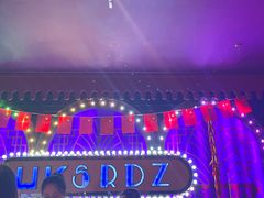 -UK派对KTV(日月广场店)