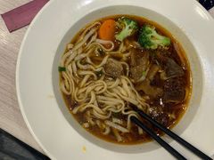 -康师傅私房牛肉面(马泉营奥莱店)