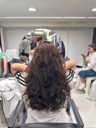 -乾健·烫染·接发SALON