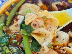 鲜肉抄手-秦云老太婆摊摊面(全国总店)