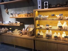 -啊噗吐呦现场烘焙(麦凯乐店)