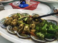 -量贩海鲜餐厅