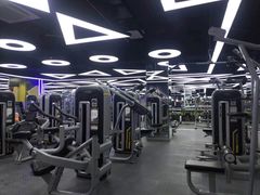 -宝德龙游泳健身