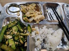 -财经大学学生公寓食堂