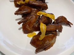 -万龙洲海鲜(大兴绿地缤纷城店)