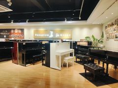-柏斯音乐艺术中心·钢琴·吉他(上音店)