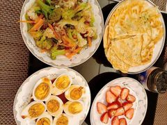 -爱的果实月嫂育婴师(世纪东方店)