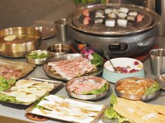 -围炉肉舍丹东海鲜烤肉·烤活鳗(步行街店)