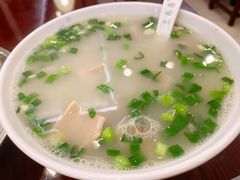 本帮肚肺汤-三两春(浦三路店)