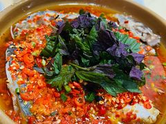 紫苏碎鱼头-笨罗卜浏阳菜馆(太平街店)