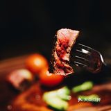 五角场小情侣圣诞约会好去处，先吃个牛排吧