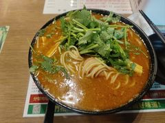 -肥汁米蘭香港米线(定西路店)