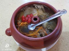 -桥香园云南过桥米线(金马碧鸡店)