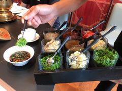 -鼎泰亨·海鲜牛肉餐厅(滨江店)